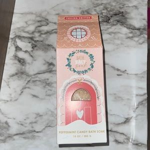 Peppermint candy bath soak Bath salts